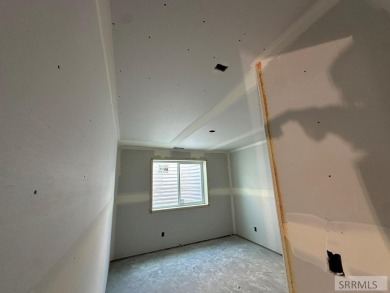 **New Twin Home Overlooking Sage Lakes Golf Course!** Imagine on Sage Lakes Municipal Golf Course in Idaho - for sale on GolfHomes.com, golf home, golf lot