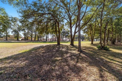 One or more photo(s) has been virtually staged. Welcome to on Royal Oaks Golf Club in Florida - for sale on GolfHomes.com, golf home, golf lot