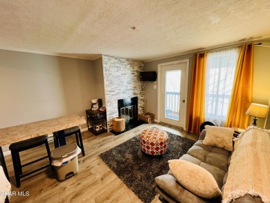 1 Bedroom 1 Bathroom with Built in Bunks Beautifully renovated on Blue Knob Rec Area Golf Course in Pennsylvania - for sale on GolfHomes.com, golf home, golf lot