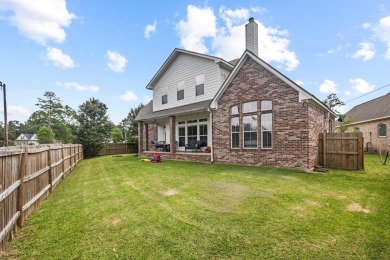 Welcome to your dream home on the green! Talk about a HOLE IN on Idylwild Golf Club in Texas - for sale on GolfHomes.com, golf home, golf lot