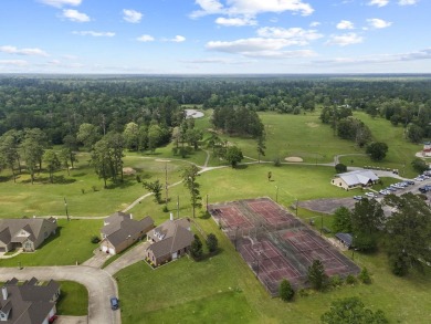Welcome to your dream home on the green! Talk about a HOLE IN on Idylwild Golf Club in Texas - for sale on GolfHomes.com, golf home, golf lot