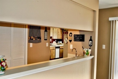 WELCOME to this spacious, TURN KEY Villa located in the HIGHLY on East Lake Woodlands Country Club in Florida - for sale on GolfHomes.com, golf home, golf lot