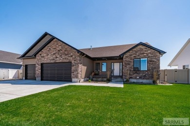 This gorgeous custom home in Fairway Estates is sure to take on Sage Lakes Municipal Golf Course in Idaho - for sale on GolfHomes.com, golf home, golf lot