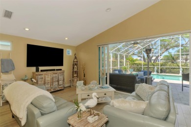 You have found your piece of paradise! This meticulously on Plantation Golf and Country Club in Florida - for sale on GolfHomes.com, golf home, golf lot