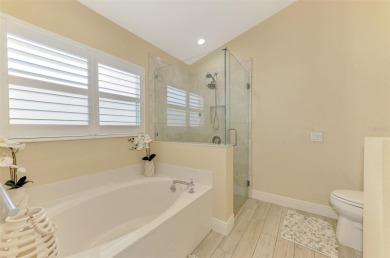 You have found your piece of paradise! This meticulously on Plantation Golf and Country Club in Florida - for sale on GolfHomes.com, golf home, golf lot