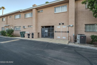 Quiet neighborhood!  Unique 2 bedroom/2 bath ground floor unit on Randolph Park Golf Courses in Arizona - for sale on GolfHomes.com, golf home, golf lot