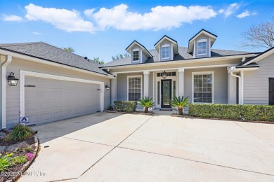 THE SELLER OF THIS PROPERTY IS OFFERING A TEMPORARY BUYDOWN on Golf Club At South Hampton in Florida - for sale on GolfHomes.com, golf home, golf lot