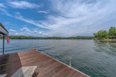 Discover an exceptional point lot in The Cliffs at Keowee on The Cliffs At Keowee Vineyards Golf Club in South Carolina - for sale on GolfHomes.com, golf home, golf lot