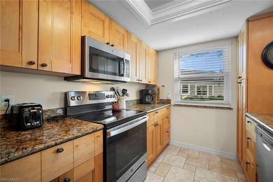 Updated and Rarely Available End Unit in The Villas at Fountain on Fountain Lakes Community Golf Course in Florida - for sale on GolfHomes.com, golf home, golf lot