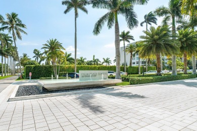 Modern and stylish renovated turnkey/furnished two bedroom two on  in Florida - for sale on GolfHomes.com, golf home, golf lot