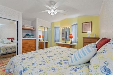 This charming 1 bedroom, 1 bath home offers a delightful blend on Southern Dunes Golf and Country Club in Florida - for sale on GolfHomes.com, golf home, golf lot