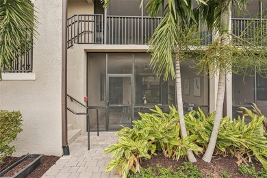 Under contract-accepting backup offers. The luxury resort on Lakewood National Golf Club in Florida - for sale on GolfHomes.com, golf home, golf lot