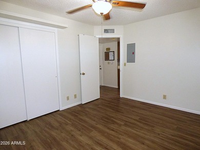 Inviting patio home in a vibrant 55+ active adult community! on Sunland Village Golf Club in Arizona - for sale on GolfHomes.com, golf home, golf lot