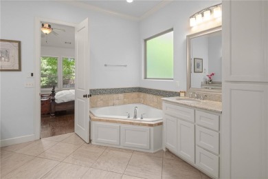 Gorgeous Shadow Valley Home on Corner Lot! This move in ready 4 on Shadow Valley Country Club in Arkansas - for sale on GolfHomes.com, golf home, golf lot
