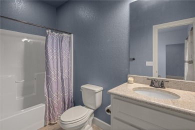 Gorgeous Shadow Valley Home on Corner Lot! This move in ready 4 on Shadow Valley Country Club in Arkansas - for sale on GolfHomes.com, golf home, golf lot