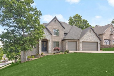 Gorgeous Shadow Valley Home on Corner Lot! This move in ready 4 on Shadow Valley Country Club in Arkansas - for sale on GolfHomes.com, golf home, golf lot