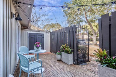 Beautifully remodeled townhome in a serene golf course community on Perdido Bay Golf Club in Florida - for sale on GolfHomes.com, golf home, golf lot