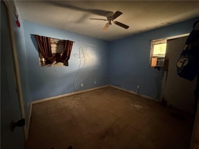 Bring your vision to life with this spacious 4-bed, 3-bath ranch on La Vida Country Club in Georgia - for sale on GolfHomes.com, golf home, golf lot