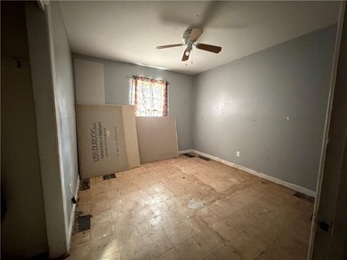 Bring your vision to life with this spacious 4-bed, 3-bath ranch on La Vida Country Club in Georgia - for sale on GolfHomes.com, golf home, golf lot