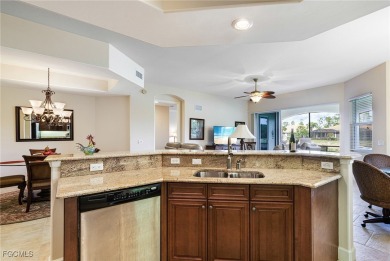 INCREDIBLE PRICE ON THIS BEAUTIFUL CARRIAGE HOME! MOVE IN READY on Gateway Golf and Country Club in Florida - for sale on GolfHomes.com, golf home, golf lot