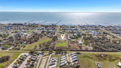 Discover an extraordinary investment opportunity in the vibrant on Rockport Country Club in Texas - for sale on GolfHomes.com, golf home, golf lot