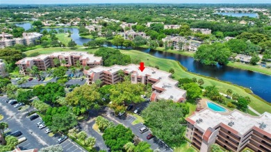 3/2 CONDO IN THE DESIRABLE PINE ISLAND RIDGE. PRIVATE COUNTRY on Pine Island Ridge Country Club in Florida - for sale on GolfHomes.com, golf home, golf lot