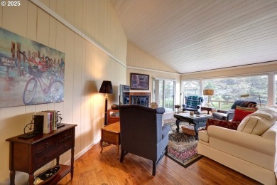 Private setting and view from this upper floor Gearhart Greens on Gearhart Golf Links in Oregon - for sale on GolfHomes.com, golf home, golf lot