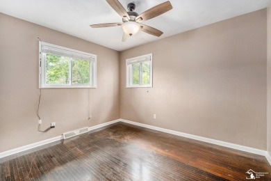 *** Open House Saturday June 14th at 2-4pm***Welcome to 6280 on Maple Grove Golf Course - Maple Grove in Michigan - for sale on GolfHomes.com, golf home, golf lot