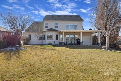 Lovely home on the 9th Fairway of the Jerome Golf Course where on Jerome Country Club in Idaho - for sale on GolfHomes.com, golf home, golf lot