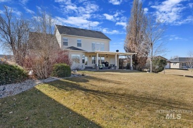 Lovely home on the 9th Fairway of the Jerome Golf Course where on Jerome Country Club in Idaho - for sale on GolfHomes.com, golf home, golf lot