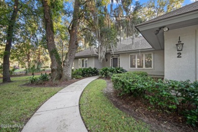 This custom 3-bedroom, 2.5-bath home is located on a quiet on Moss Creek Golf Club in South Carolina - for sale on GolfHomes.com, golf home, golf lot