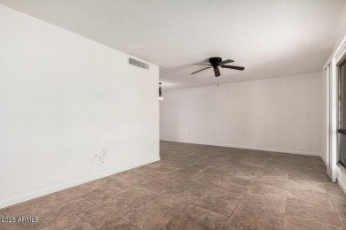 Lovely home located in popular phase 2 of Sun City. Home was on PalmBrook Country Club in Arizona - for sale on GolfHomes.com, golf home, golf lot