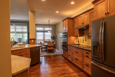 Come see this spacious ranch condo in Hawks Landing! The on Hawks Landing Golf Club in Wisconsin - for sale on GolfHomes.com, golf home, golf lot