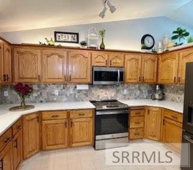 Exceptional Home with Custom Touches  Outdoor Perks in Fairway on Sage Lakes Municipal Golf Course in Idaho - for sale on GolfHomes.com, golf home, golf lot