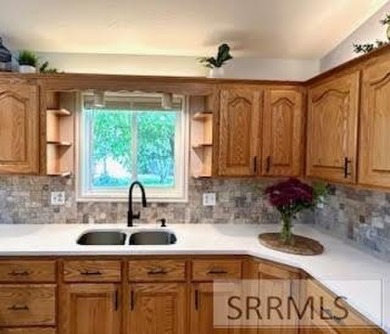 Exceptional Home with Custom Touches  Outdoor Perks in Fairway on Sage Lakes Municipal Golf Course in Idaho - for sale on GolfHomes.com, golf home, golf lot