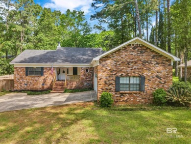Your Dream Home Awaits--Spacious, Updated  Ready for Your on Lake Forest Yacht and Country Club in Alabama - for sale on GolfHomes.com, golf home, golf lot