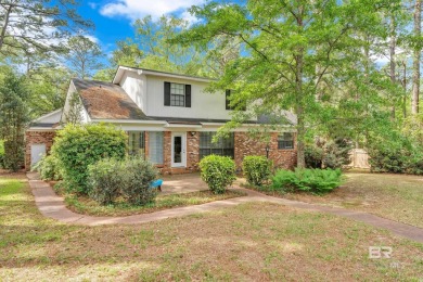 Your Dream Home Awaits--Spacious, Updated  Ready for Your on Lake Forest Yacht and Country Club in Alabama - for sale on GolfHomes.com, golf home, golf lot