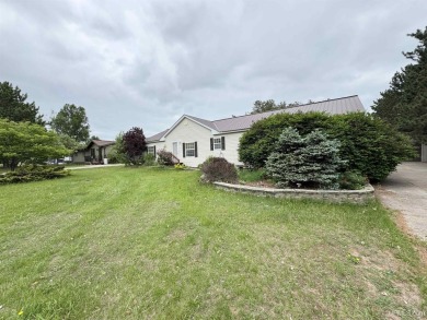 Welcome to this well-maintained 3-bedroom, 2-bath manufactured on Crystal View Municipal Golf Course in Michigan - for sale on GolfHomes.com, golf home, golf lot
