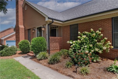 Seller says sell!! It's time to move, and you get the savings! on Smithfields Country Club in South Carolina - for sale on GolfHomes.com, golf home, golf lot