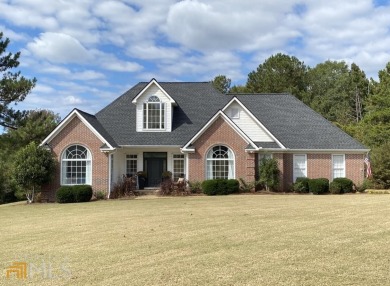 Come on home to this 4 sided brick gem in the highly sought on Overlook Golf Links in Georgia - for sale on GolfHomes.com, golf home, golf lot