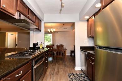 - Welcome to 4914 Independence Cir #DMove-in ready condo with on Fox Den Golf Course in Ohio - for sale on GolfHomes.com, golf home, golf lot