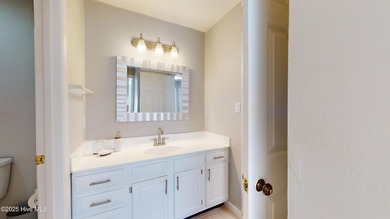 Completely Furnished Golf Front Condo!! This turnkey condo is on Hyland Golf Club in North Carolina - for sale on GolfHomes.com, golf home, golf lot