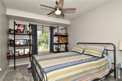 - Welcome to 4914 Independence Cir #DMove-in ready condo with on Fox Den Golf Course in Ohio - for sale on GolfHomes.com, golf home, golf lot