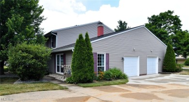 - Welcome to 4914 Independence Cir #DMove-in ready condo with on Fox Den Golf Course in Ohio - for sale on GolfHomes.com, golf home, golf lot