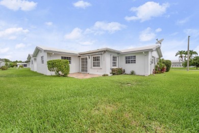 Delightful Challenger model nestled in the active 55+ community on Leisureville Community Golf Course in Florida - for sale on GolfHomes.com, golf home, golf lot