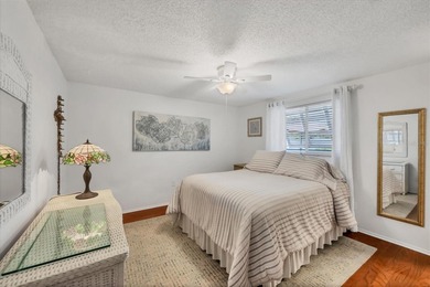 Lovingly maintained 3-bedroom, 2-bath pool home in Venice on Capri Isle Golf Club in Florida - for sale on GolfHomes.com, golf home, golf lot