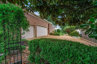 Beautiful 3 bedroom, 3.5 bath home in Collierville's Halle on Memphis National Golf Club in Tennessee - for sale on GolfHomes.com, golf home, golf lot