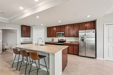 Under contract-accepting backup offers. The luxury resort on Lakewood National Golf Club in Florida - for sale on GolfHomes.com, golf home, golf lot