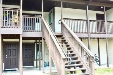 Charming Condo Just Outside The Villages...Welcome to this on Continental Country Club in Florida - for sale on GolfHomes.com, golf home, golf lot