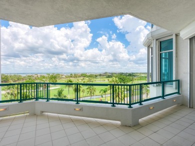 Why choose between breathtaking beach views, serene golf course on Links on Longboat Golf Club in Florida - for sale on GolfHomes.com, golf home, golf lot